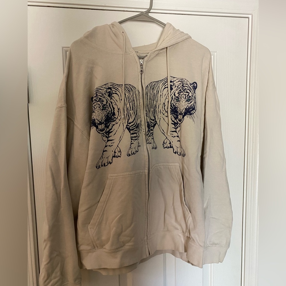 American Eagle zip up hoodie size L.